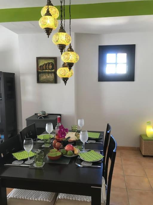 Boutique Style Apartment In Velez De Benaudalla - Near Salobrena Exterior photo